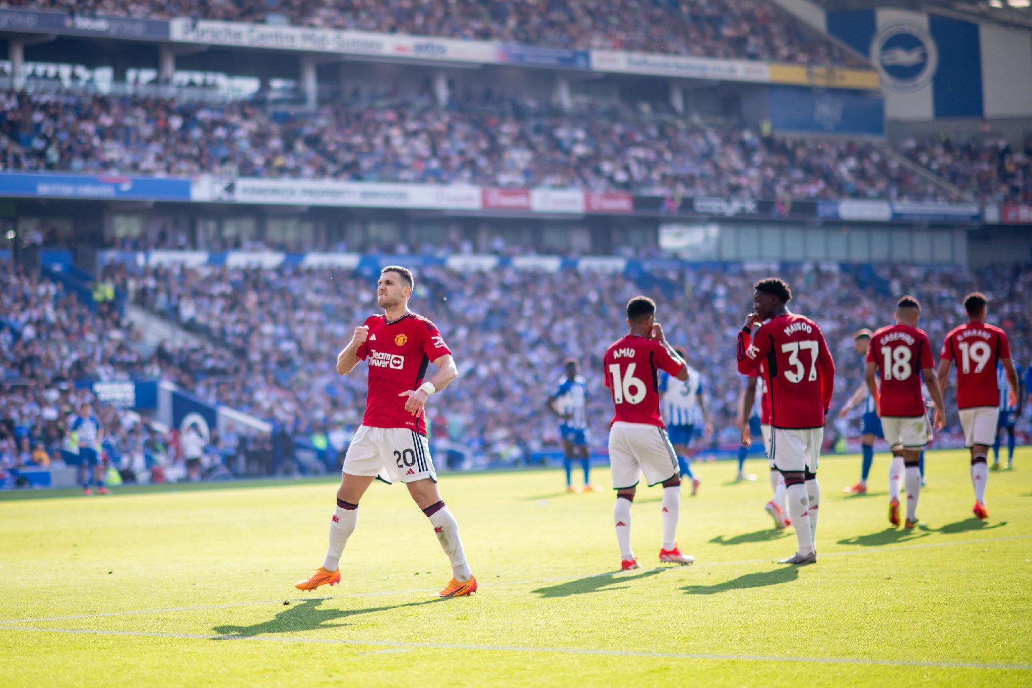 利物浦通过 利物浦通过